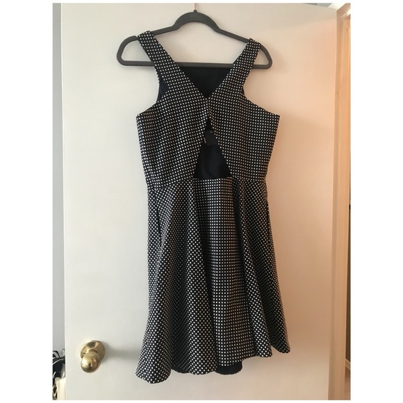 Club Monaco Polkadotted dress - Picture 2 of 4